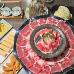 【王品青花驕｜台北中山北店】松露菌菇＋麻辣鴛鴦鍋，浮誇牛肉拼盤爽吃超滿足