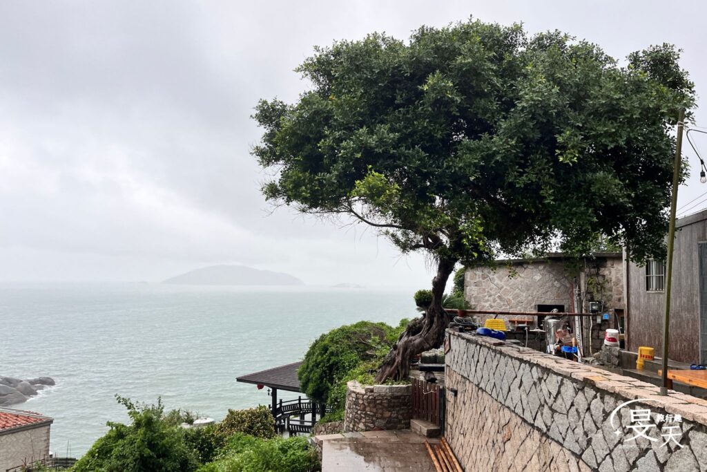馬祖三天兩夜｜北竿&大坵島-在風雨中尋鹿，於芹壁石屋間安放時光 