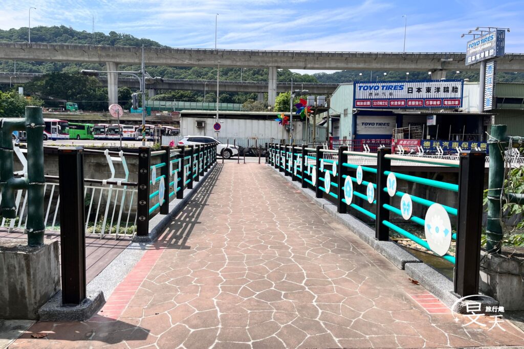 黎明步道花園;公車路線資訊 黎明步道花園;公車路線資訊