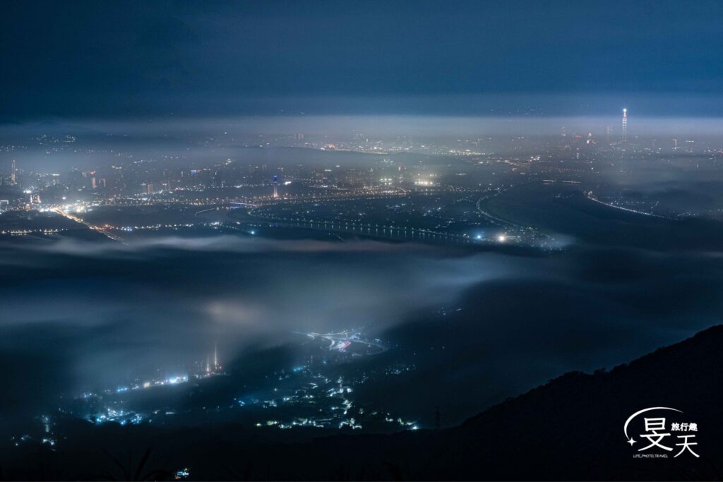 硬漢嶺琉璃燈海夜景