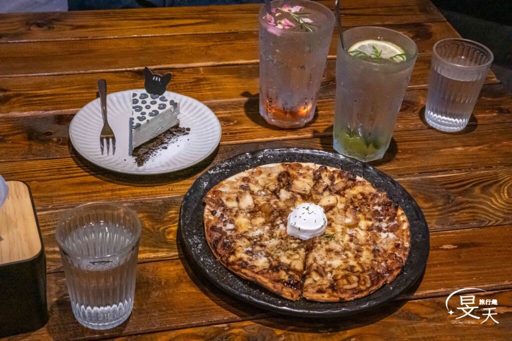 豹豹咖啡森林館