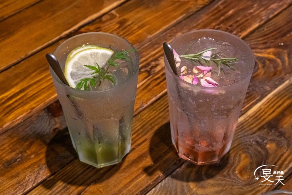 豹豹咖啡森林館茄枝玫瑰氣泡飲&柚子莫西多氣泡飲