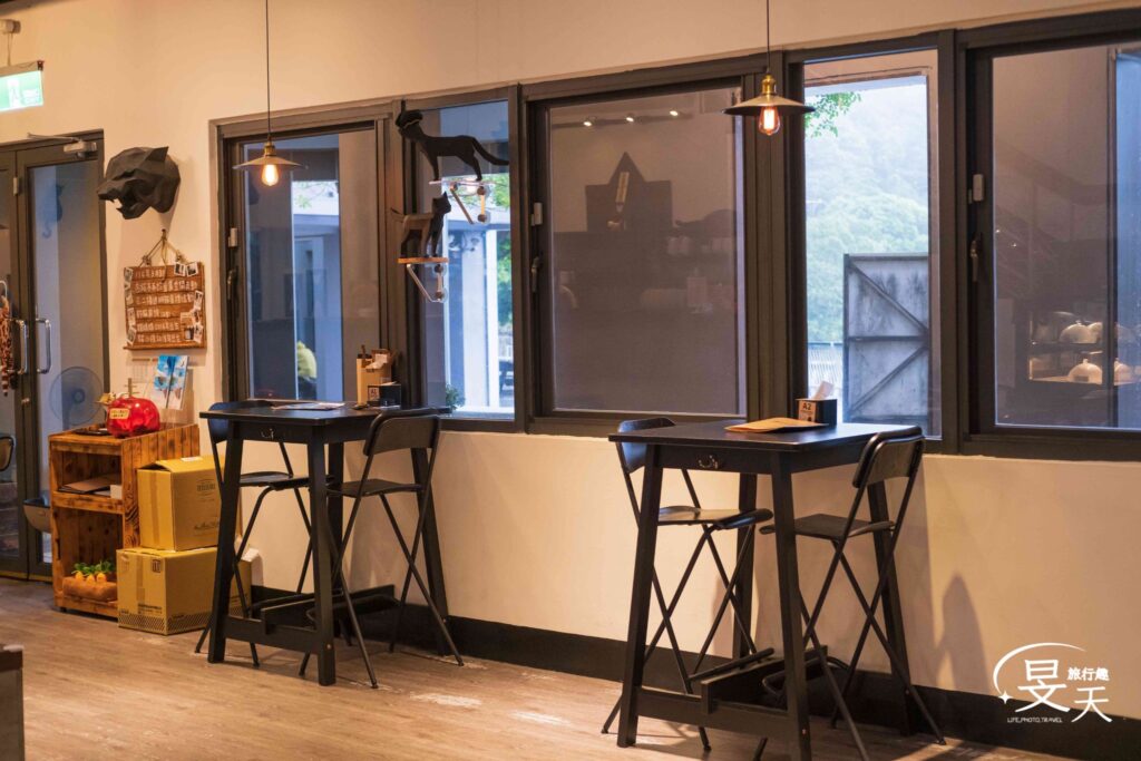 豹豹咖啡森林館